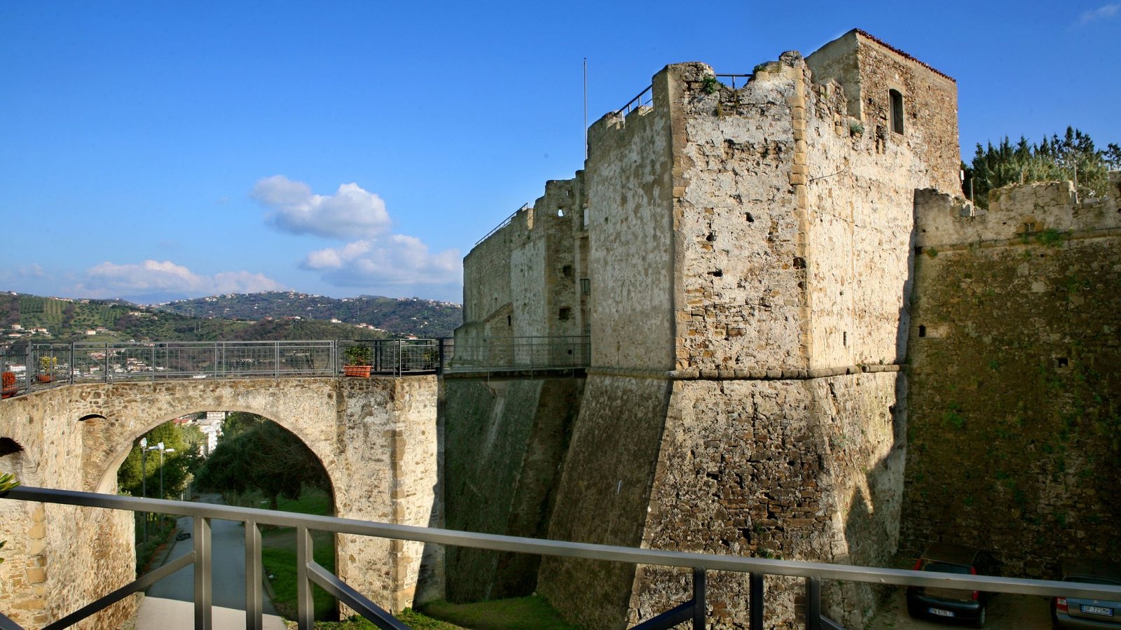 Castello Angioino Aragonese